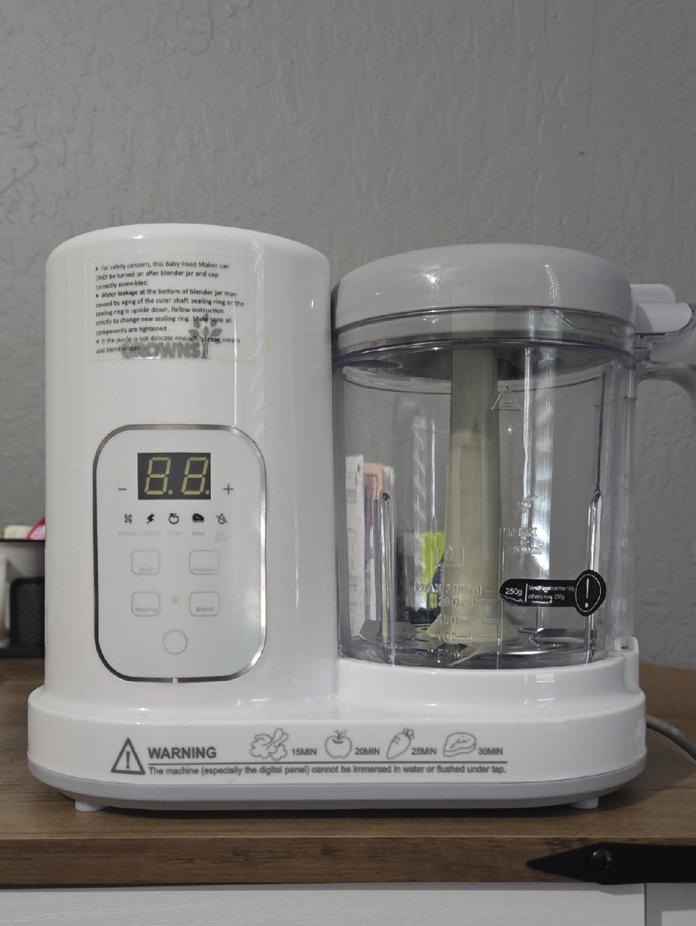 White Baby Food Maker with Digital Controls